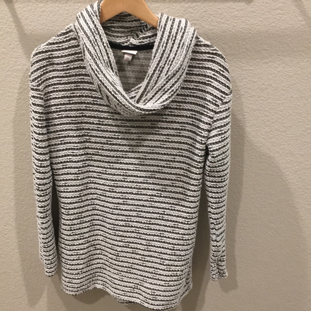 Cowl next sweater